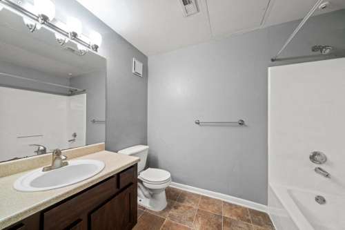 texas-state-Apartment-Building-18830417